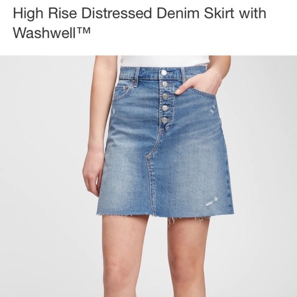 GAP Dresses & Skirts - GAP high rise distressed frayed denim mini skirt  Sz. 2